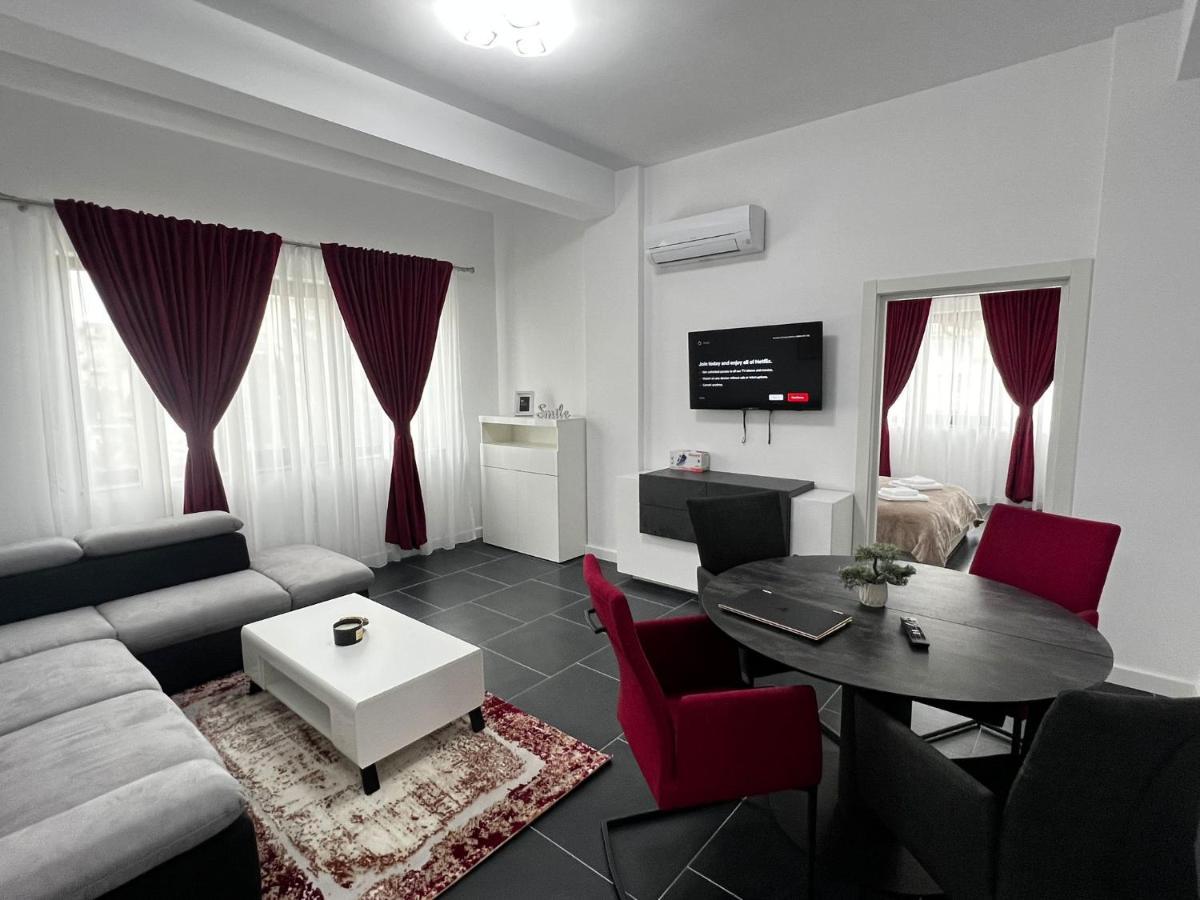 Marvellous Aparthotel With Master Apartments Suceava Extérieur photo