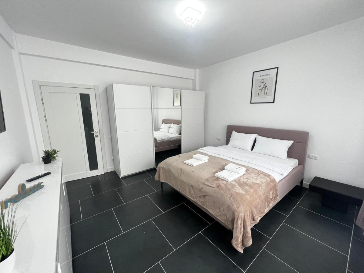 Marvellous Aparthotel With Master Apartments Suceava Extérieur photo