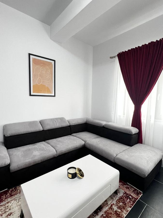 Marvellous Aparthotel With Master Apartments Suceava Extérieur photo