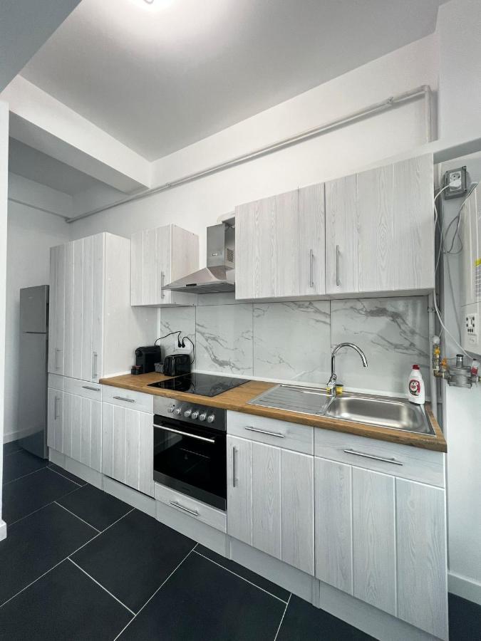 Marvellous Aparthotel With Master Apartments Suceava Extérieur photo