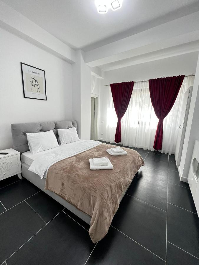 Marvellous Aparthotel With Master Apartments Suceava Extérieur photo