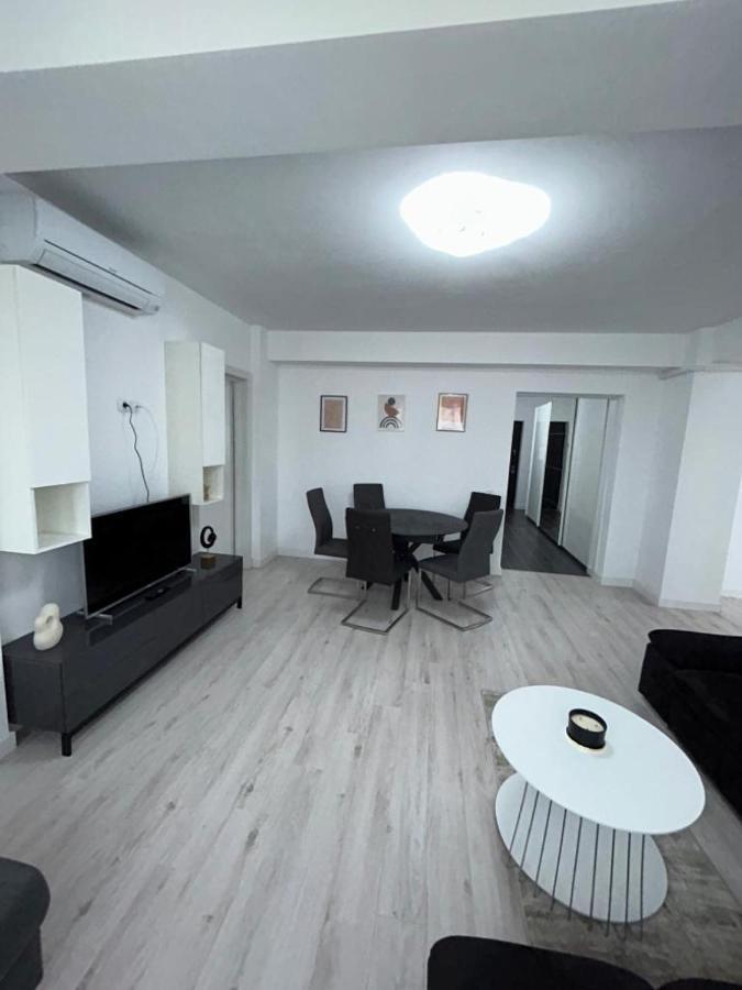 Marvellous Aparthotel With Master Apartments Suceava Extérieur photo
